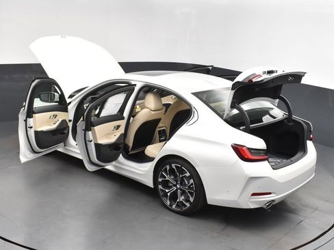 Certified 2025 BMW 330i Sedan w/ Premium Package image 3