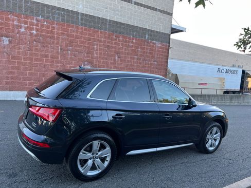 Used 2018 Audi Q5 2.0T Premium Plus w/ Premium Plus Package image 8