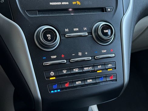 Used 2019 Lincoln MKC Reserve FWD image 21