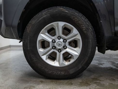 Certified 2019 Toyota 4Runner SR5 Premium image 8