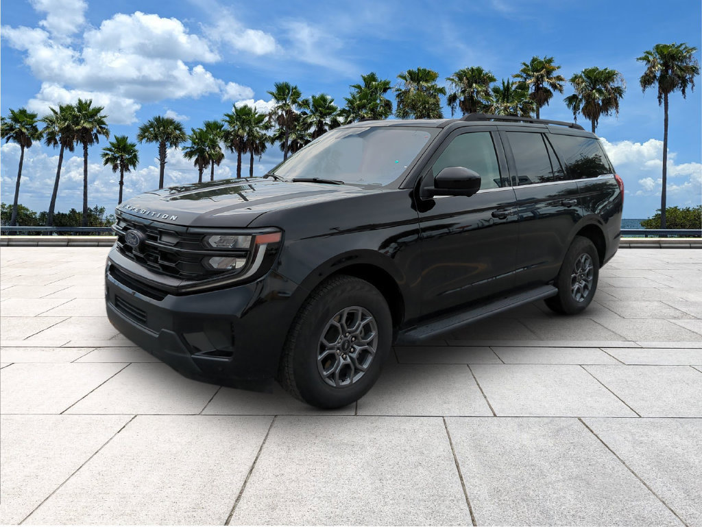 Certified 2025 Ford Expedition Active AWD/4WD image 3