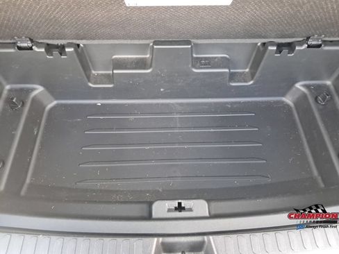 Used 2025 Chevrolet Traverse Z71 w/ Enhanced Driving Package AWD/4WD image 23