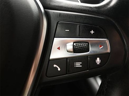 Used 2019 BMW 330i Sedan w/ Convenience Package image 24