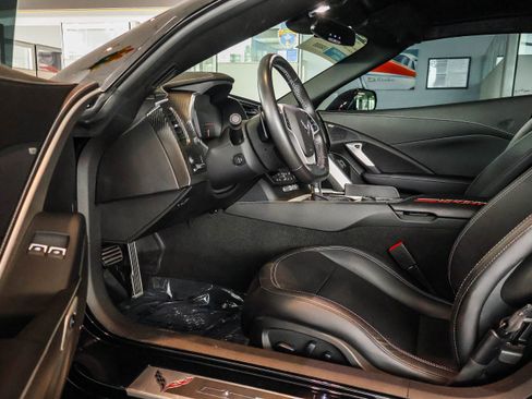 Used 2019 Chevrolet Corvette Grand Sport image 2