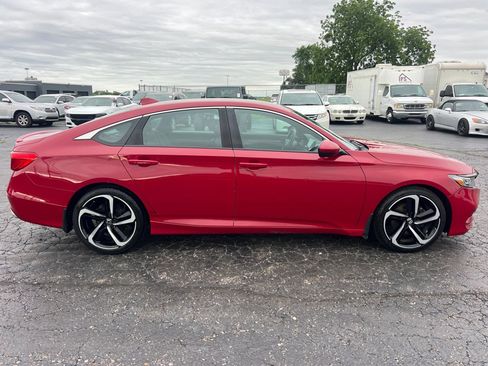 Used 2018 Honda Accord Sport image 8