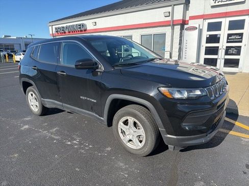 Used 2022 Jeep Compass Sport image 1