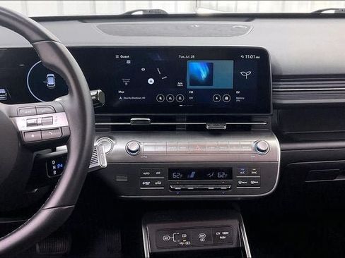Certified 2024 Hyundai Kona SEL FWD image 6