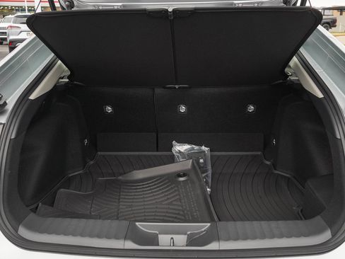 New 2026 Toyota Prius LE image 12