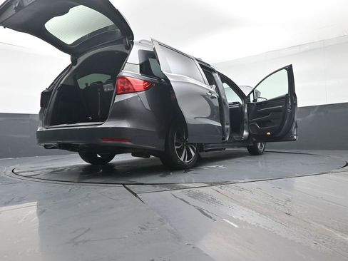 Certified 2022 Honda Odyssey Touring image 56