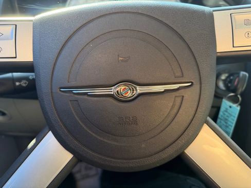 Used 2006 Chrysler 300 SRT8 w/ SRT Option Group II image 23