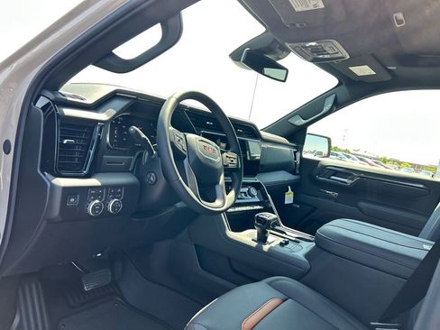 New 2026 GMC Sierra 1500 AT4 w/ AT4 Premium Package AWD/4WD image 19