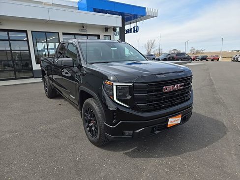 Used 2023 GMC Sierra 1500 Elevation image 7