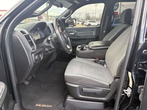 Used 2022 RAM 2500 Big Horn image 4