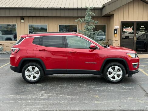 Used 2019 Jeep Compass Latitude w/ Popular Equipment Group AWD/4WD image 50