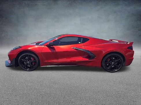 Used 2021 Chevrolet Corvette Stingray Premium Cpe w/ Z51 Performance Package RWD image 7