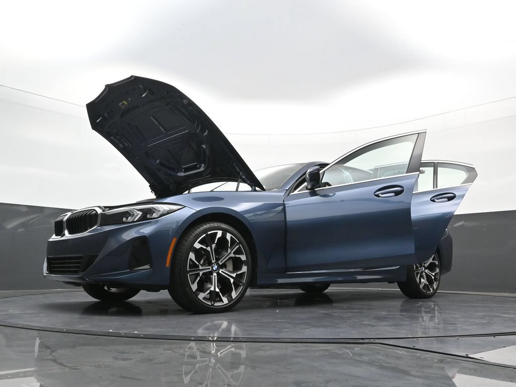 Used 2026 BMW 330i xDrive Sedan AWD/4WD image 39