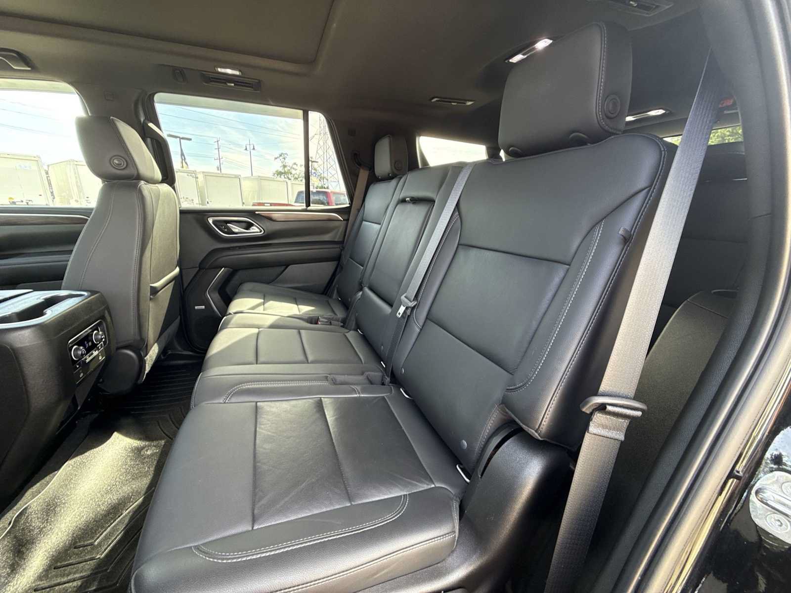 Used 2021 Chevrolet Tahoe LT w/ LT Signature Package AWD/4WD image 25