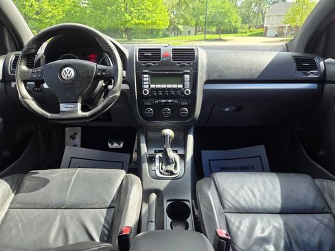 Used 2008 Volkswagen R32 AWD/4WD image 30