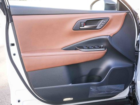 New 2026 Toyota Crown Signia Limited image 21