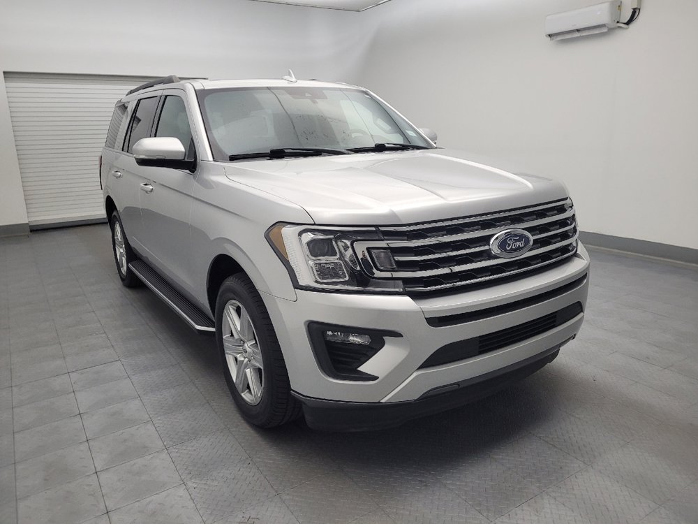 Used 2019 Ford Expedition XLT w/ Equipment Group 202A RWD image 13