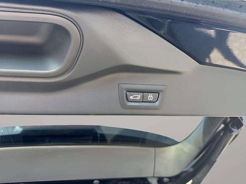 Used 2023 BMW X5 M50i w/ Executive Package image 8