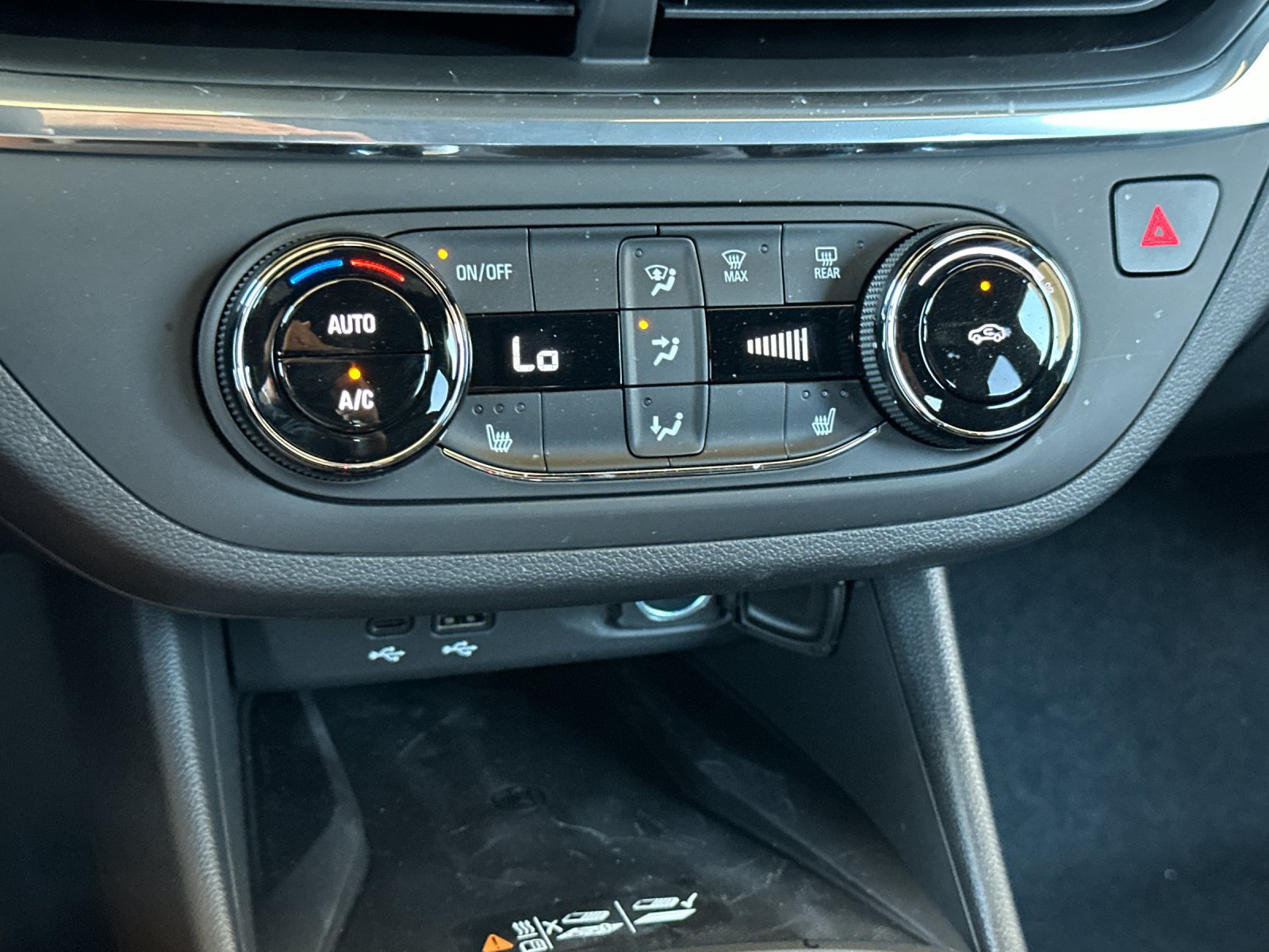 New 2026 Buick Envista Sport Touring w/ Convenience I Package FWD image 20