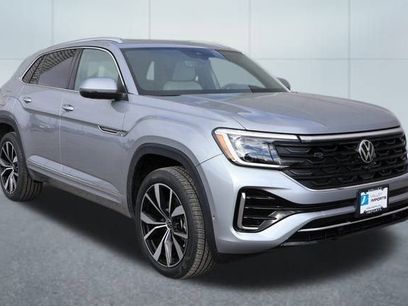 New 2025 Volkswagen Atlas Cross Sport SEL Premium R-Line