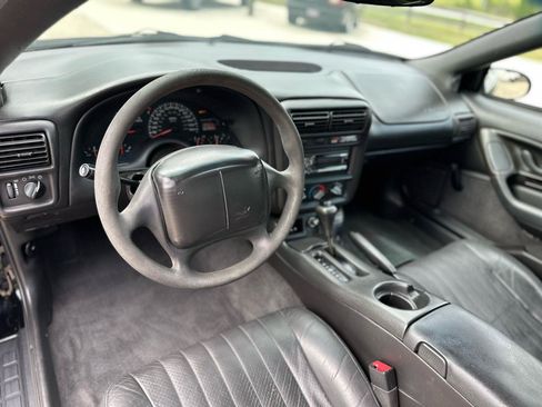 Used 2002 Chevrolet Camaro Z28 RWD image 15