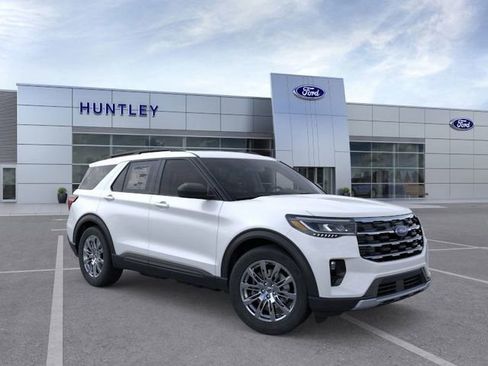 New 2026 Ford Explorer Active w/ Active Comfort Package image 7