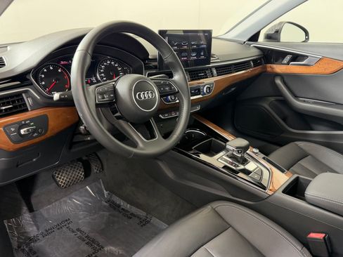 Used 2020 Audi A4 2.0T Premium w/ Convenience Package FWD image 4