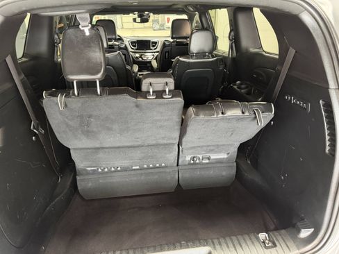 Used 2018 Chrysler Pacifica Limited w/ Advanced Safetytec Group FWD image 32