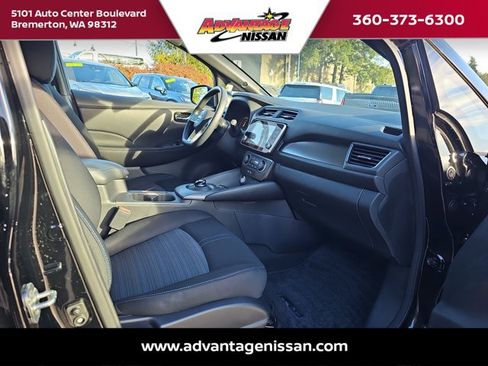 Used 2023 Nissan Leaf S image 23