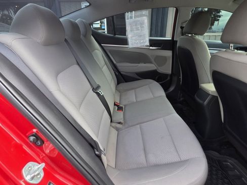 Used 2020 Hyundai Elantra SEL FWD image 13