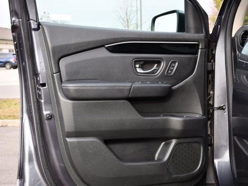 Used 2024 Honda Pilot EX-L image 13