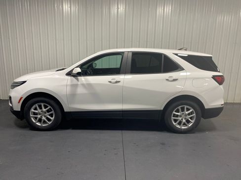 Used 2022 Chevrolet Equinox LT image 16