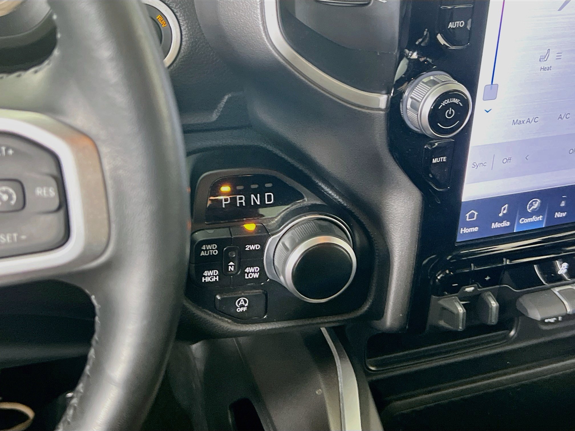 Used 2023 RAM 1500 Big Horn AWD/4WD image 17