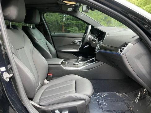 Used 2021 BMW 330i Sedan w/ Premium Package RWD image 20