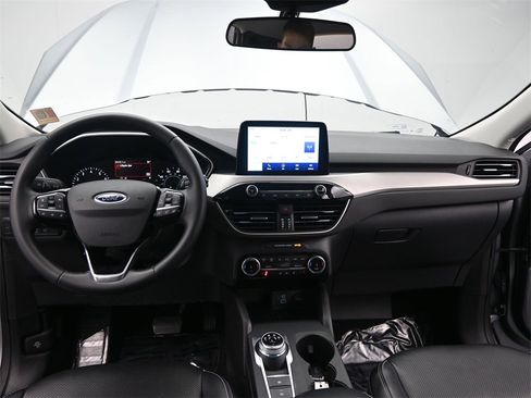 Used 2022 Ford Escape SEL image 31