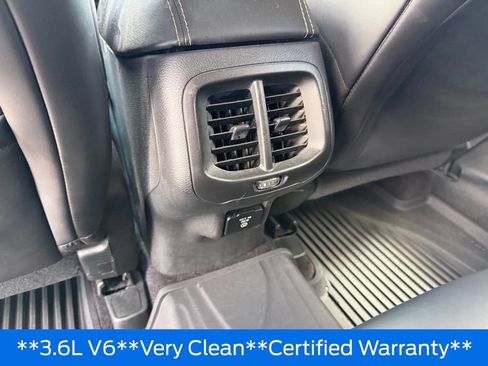 Used 2018 Jeep Cherokee Limited w/ Luxury Group AWD/4WD image 27