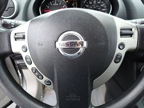 Used 2013 Nissan Rogue SV AWD/4WD image 15