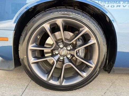 Used 2021 Dodge Challenger R/T Scat Pack w/ Scat Pack Stripe RWD image 12