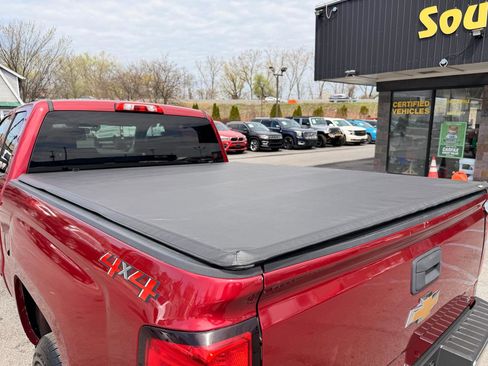 Used 2018 Chevrolet Silverado 1500 LT w/ Max Trailering Package image 11