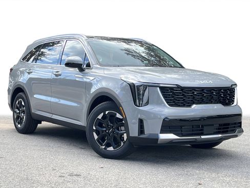 New 2026 Kia Sorento S w/ S Panoramic Sunroof Package image 2
