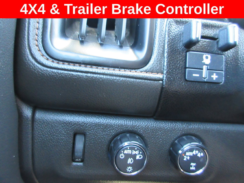 Used 2021 GMC Canyon AT4 w/ Driver Alert Package AWD/4WD image 17