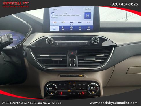 Used 2021 Ford Escape Titanium image 25