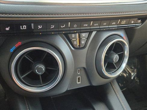 Used 2021 Chevrolet Blazer Premier w/ Driver Confidence II Package image 13