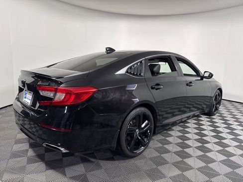 Used 2021 Honda Accord Sport image 7