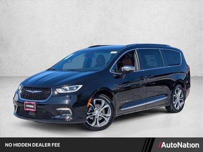 New 2026 Chrysler Pacifica Pinnacle
