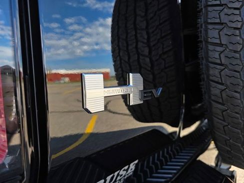 New 2026 GMC Hummer EV SUV image 6