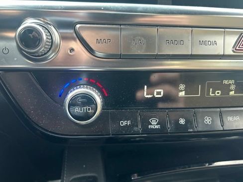 Used 2022 Kia Telluride SX FWD image 13